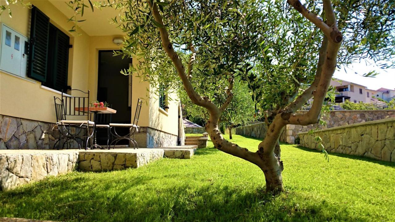 באסקה Apartments Garden מראה חיצוני תמונה